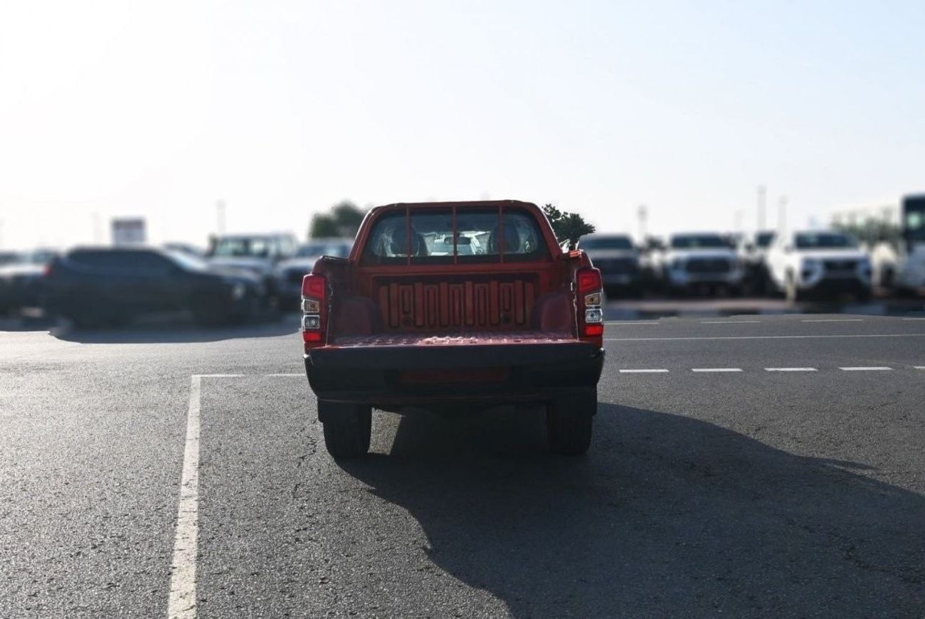 ميتسوبيشي L200 ميتسوبيشي L200 ديزل فل أوبتيون أوتوماتيك 2.4 لتر برتقالي من الخارج أسود من الداخل