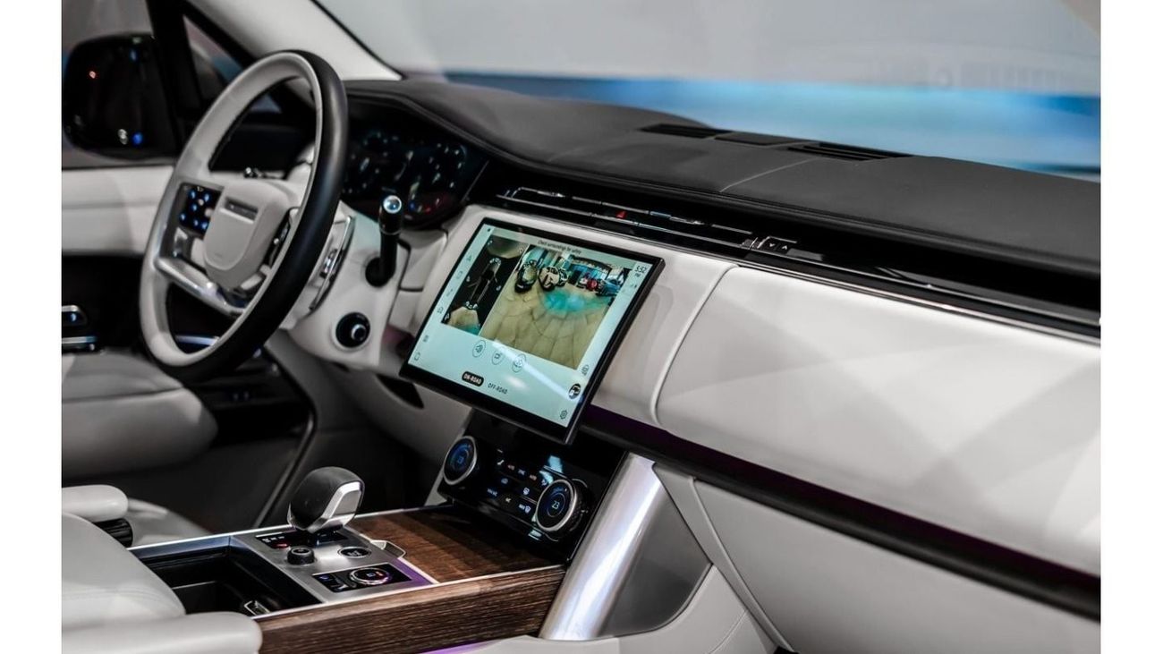 Land Rover Range Rover 2023 Range Rover Vogue HSE LWB P530, 2026 Land Rover Warranty + 2028 Service Contract, Low KMs, GCC