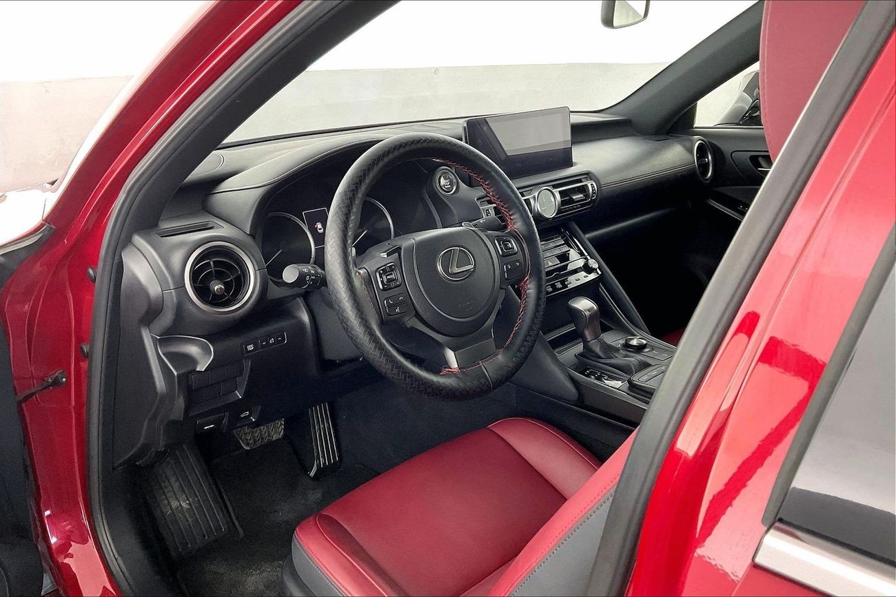 لكزس IS 300 Premier | شامل الضمان | 0 ﺪﻔﻋﺓ ﺃﻮﻟﻯ