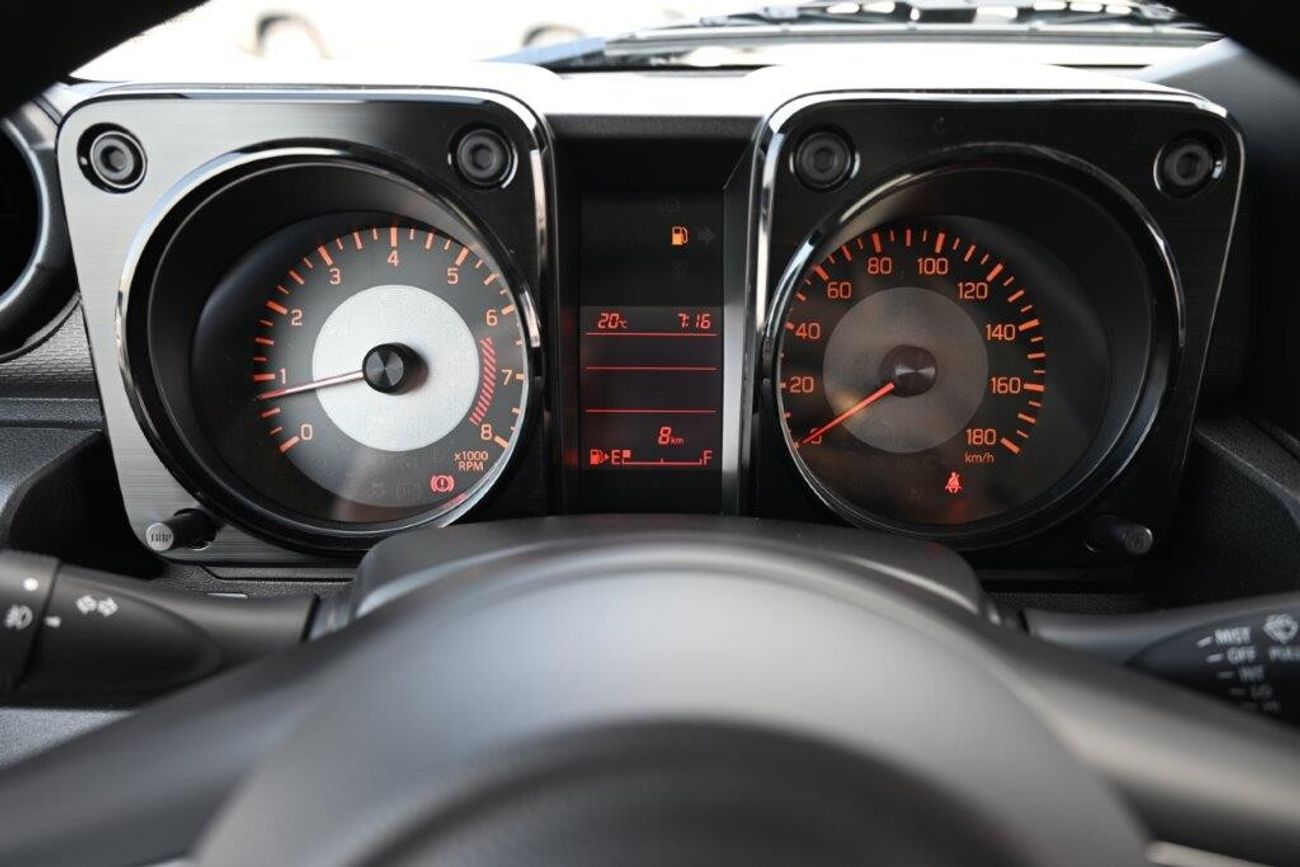 سوزوكي جيمني 3DRS 1.5L Manual Transmission