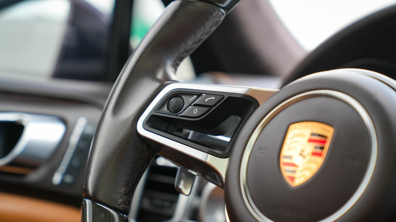 Porsche Cayenne GTS 4.8L