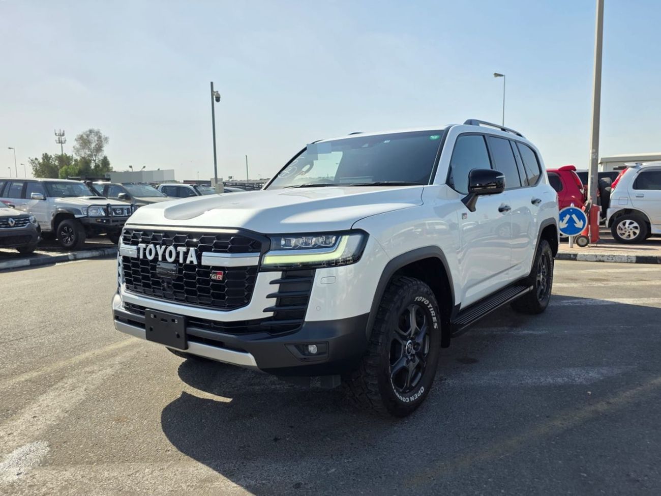 Toyota Land Cruiser 2022 TOYOTA LAND CRUISER RHD 3.3 CC DIESEL AUTOMATIC GR.S(PM32705)