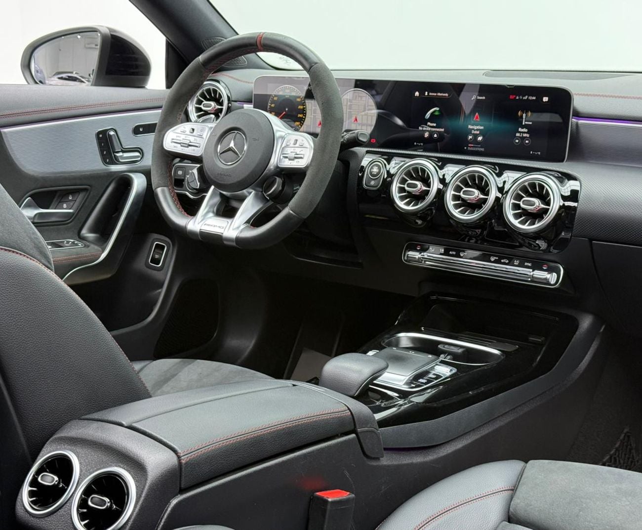 Mercedes-Benz CLA 35 AMG 2020 Mercedes Benz CLA35 AMG 4MATIC, 2027 Mercedes Service Pack, Full MB Service History, GCC