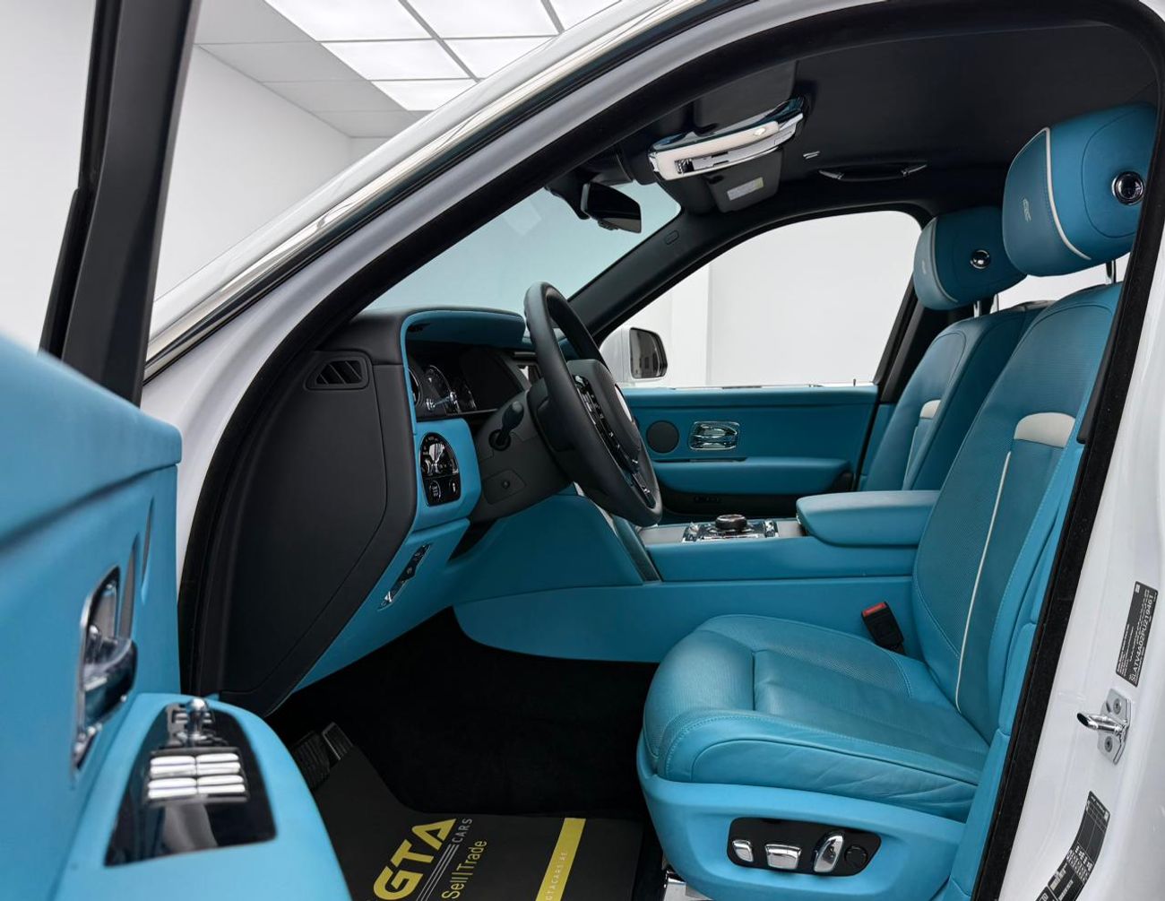 رولز رويس كولينان 2023 Rolls-Royce Cullinan ,Rolls-Royce Warranty+Service Contract+ Full Service History, GCC