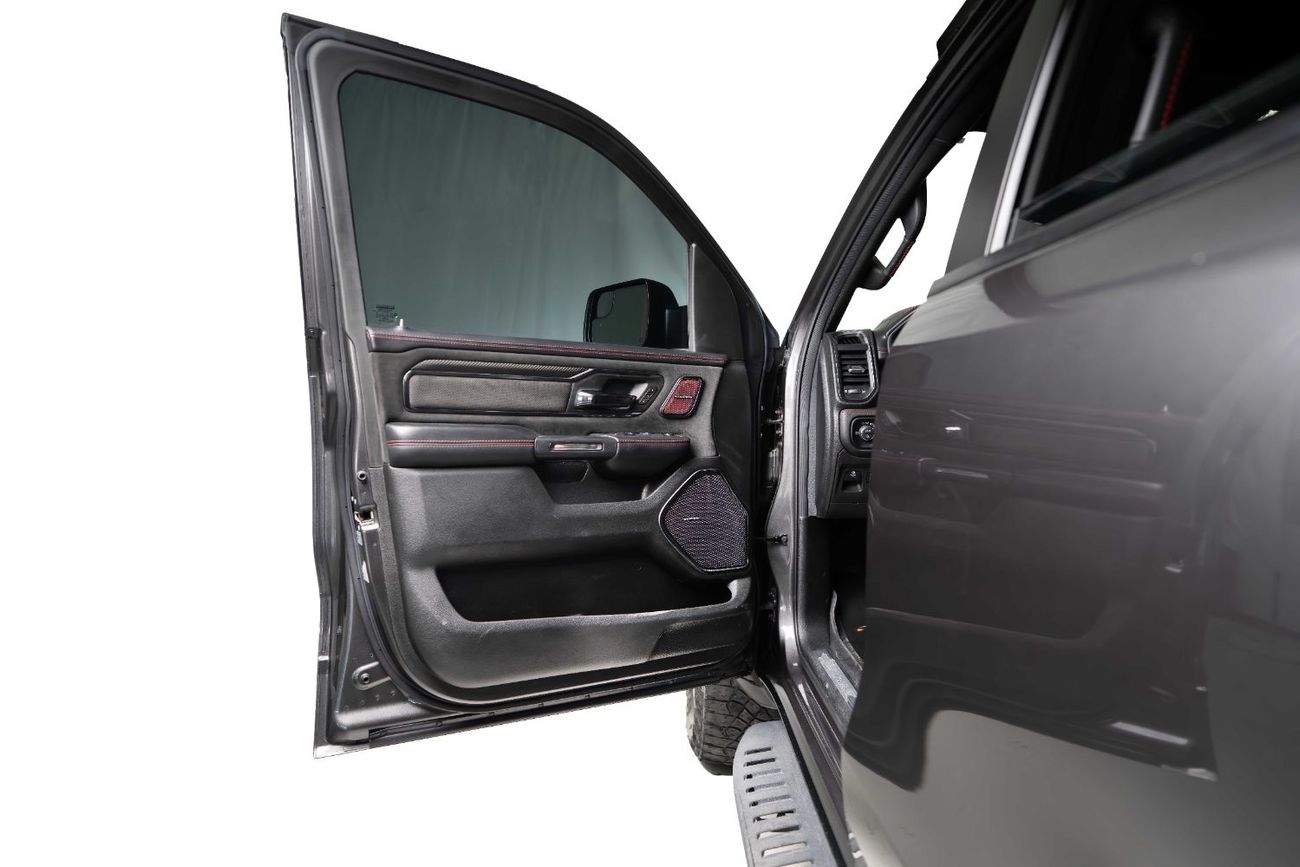 رام 1500 TRX Crew Cab 6.2L