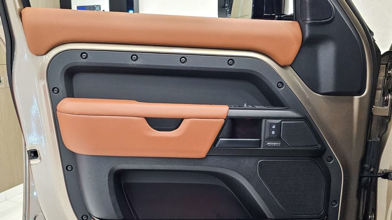 Land Rover Defender 110 OCTA EDITION ONE P635
