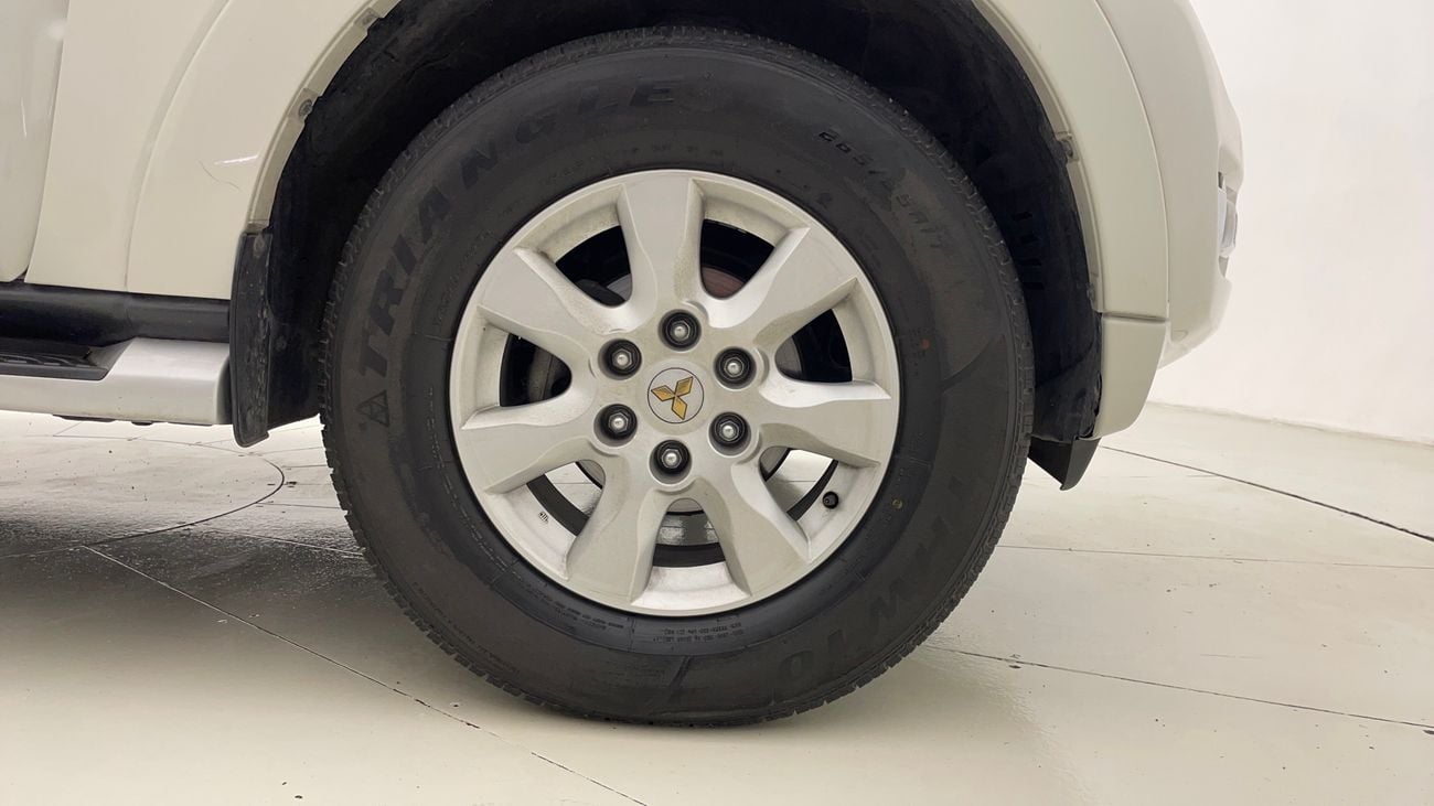 ميتسوبيشي باجيرو GLS HIGHLINE 3 | بدون دفعة مقدمة | اختبار القيادة في المنزل