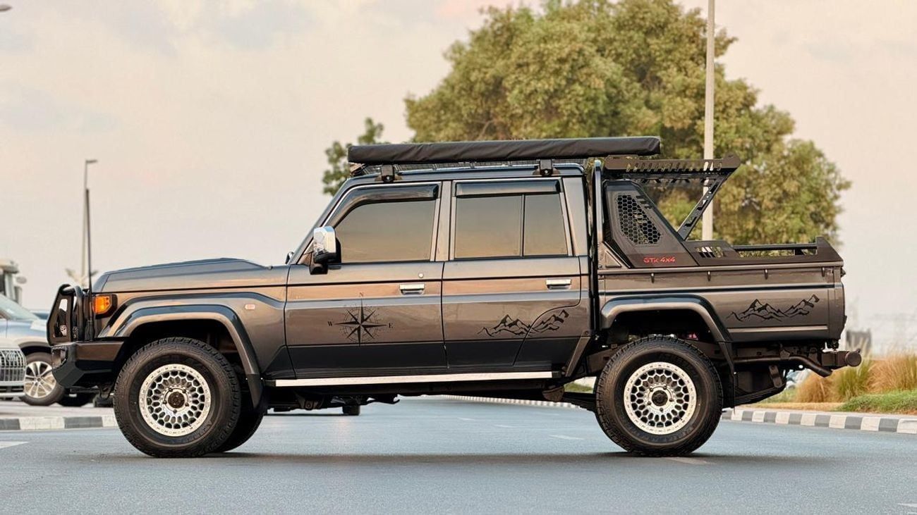 تويوتا لاند كروزر بيك آب OFF-ROAD MODIFIED | DOUBLE CABIN | BULL BAR & SPORTS BAR INSTALLED | AUTOMATIC TRANSMISSION | 2.8L D