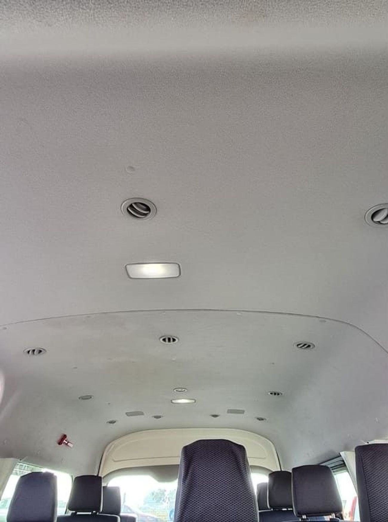 Toyota Hiace Commuter 3.5L M/T