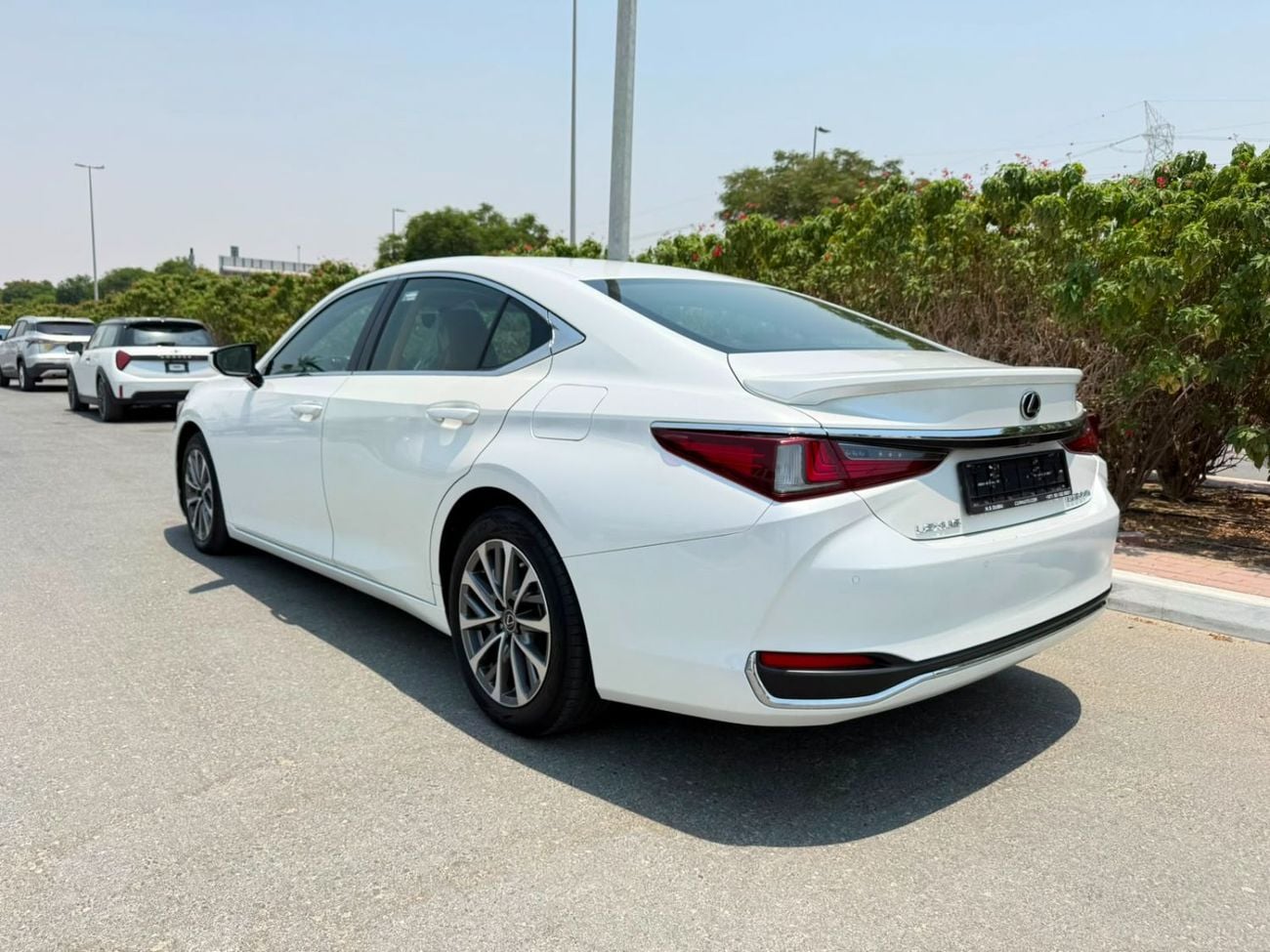 Lexus ES300h LEXUS ES 300 Hybrid 2.5L Premier Option 2023 Model