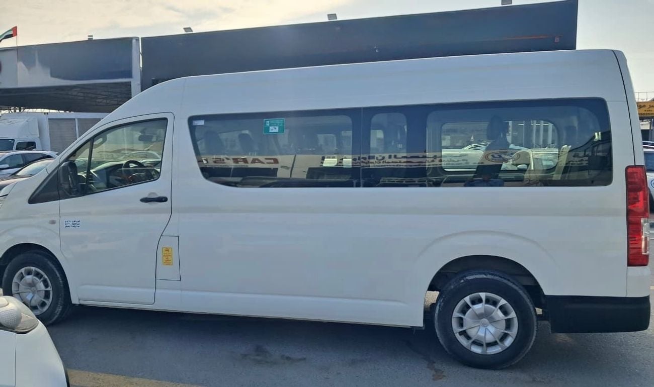 Toyota Hiace GLS - High Roof 3.5L
