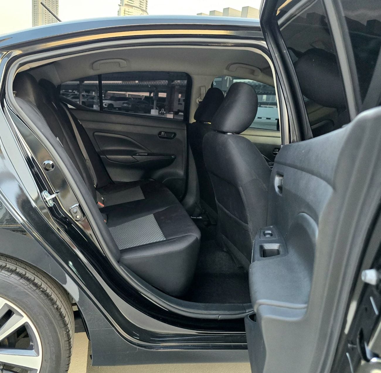 Nissan Versa SE EDITION