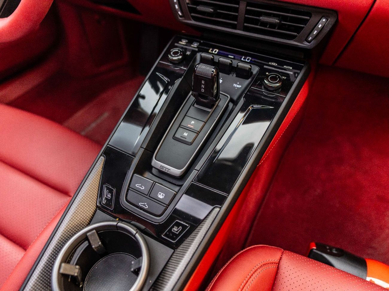 Porsche 911 Carrera 3.0L (444 HP) Coupe