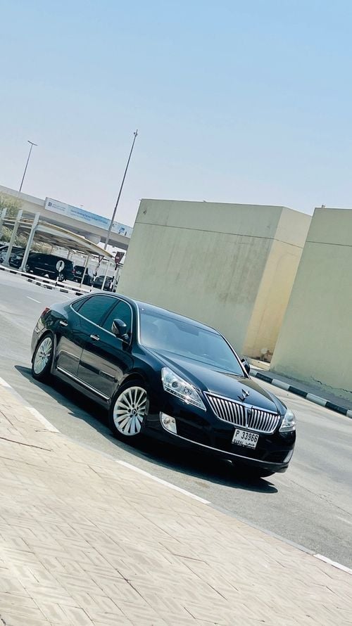 Hyundai Centennial UNIQUE CAR