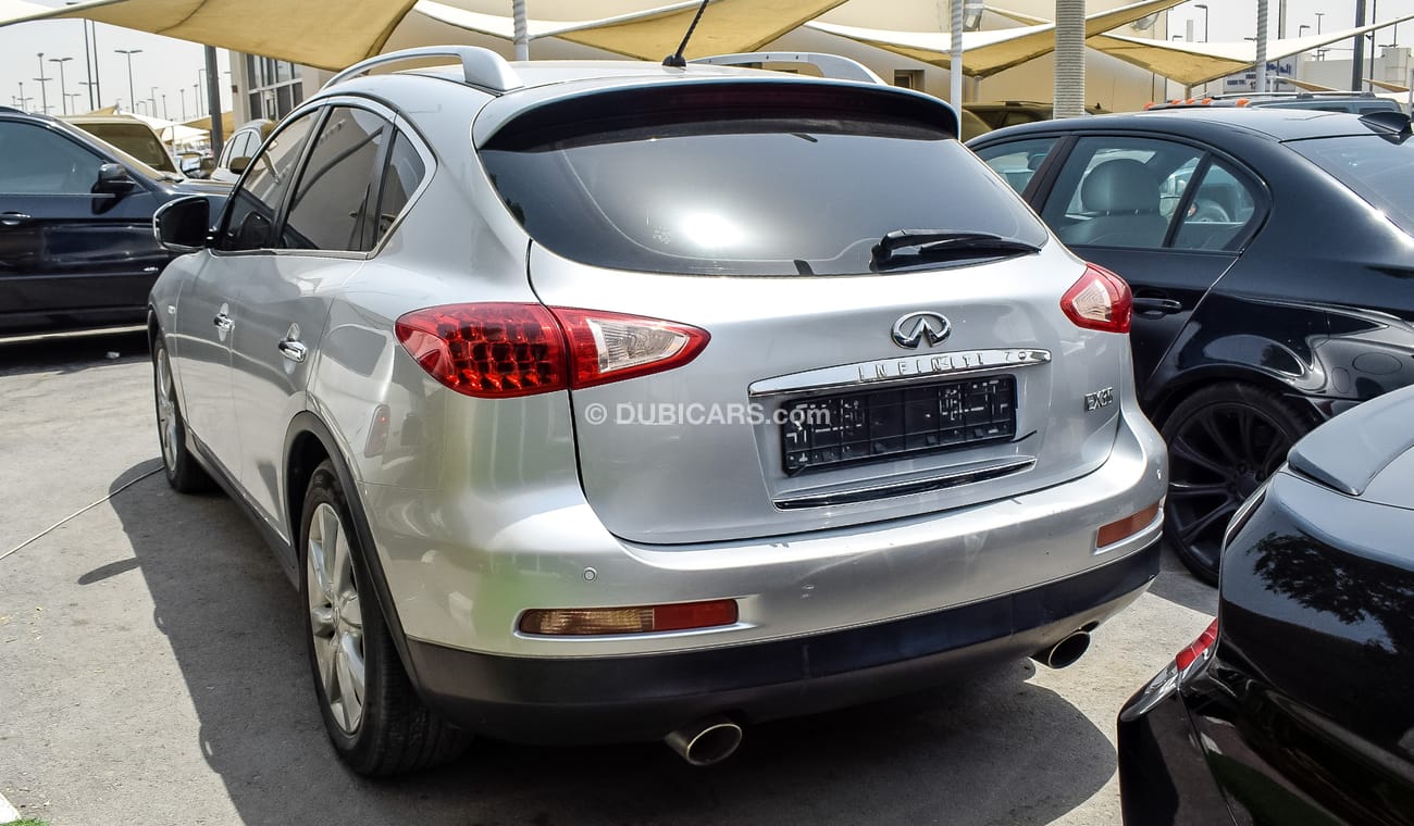 Infiniti EX35