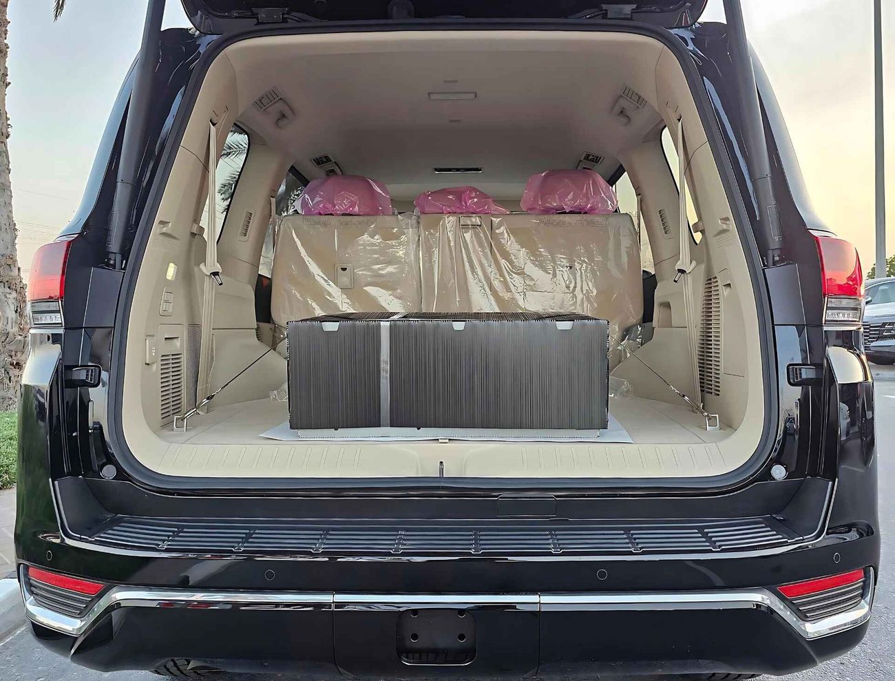 Toyota Land Cruiser VXR / 3.5L Twin Turbo / Full Option (CODE# LC35GXRM)