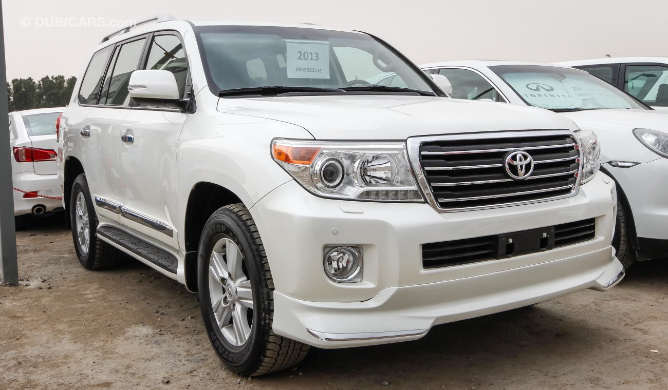 Toyota Land Cruiser GXR V8