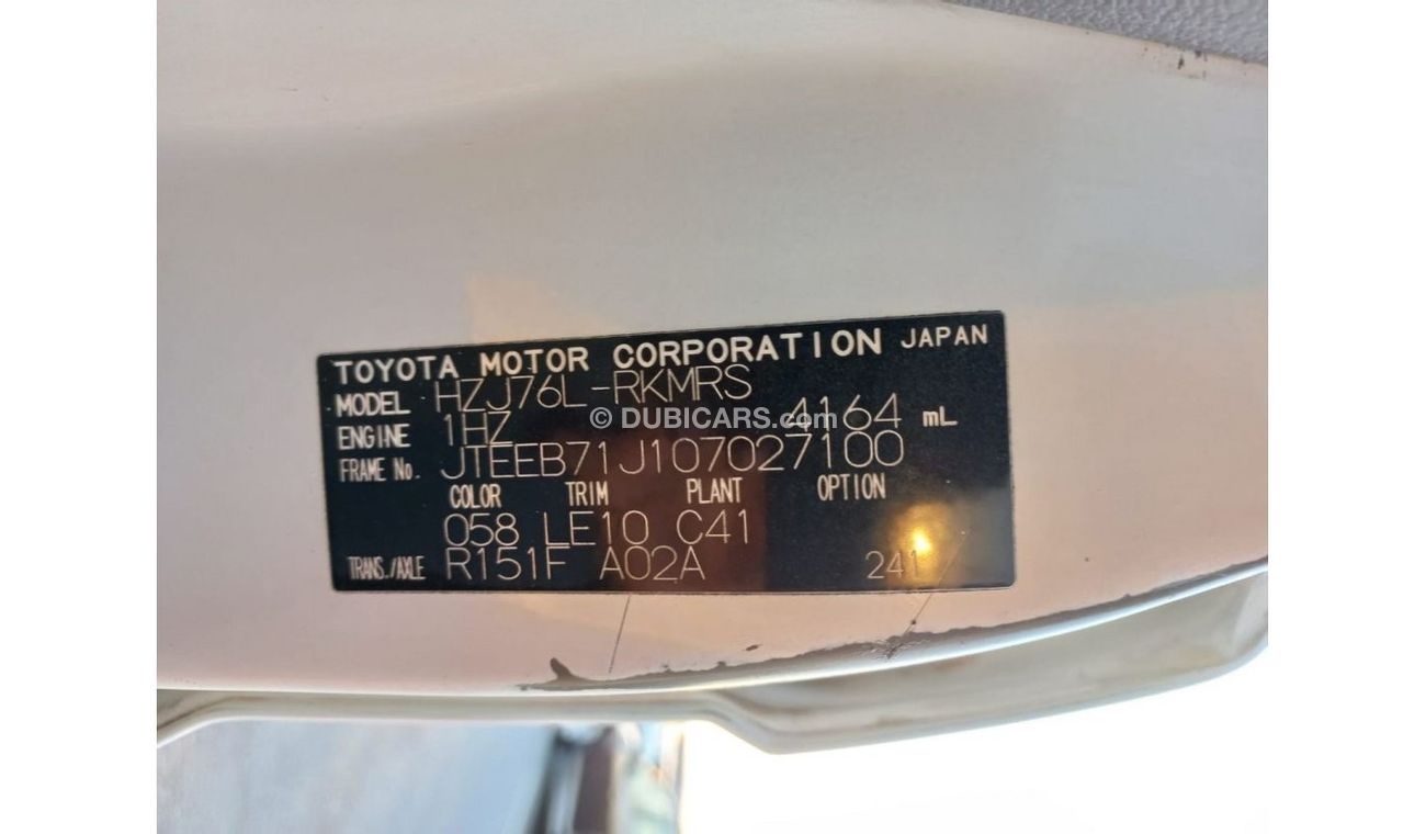 Toyota Land Cruiser 70 TOYOTA LAND CRUISER HARD TOP LEFT HAND DRIVE (PM 839)