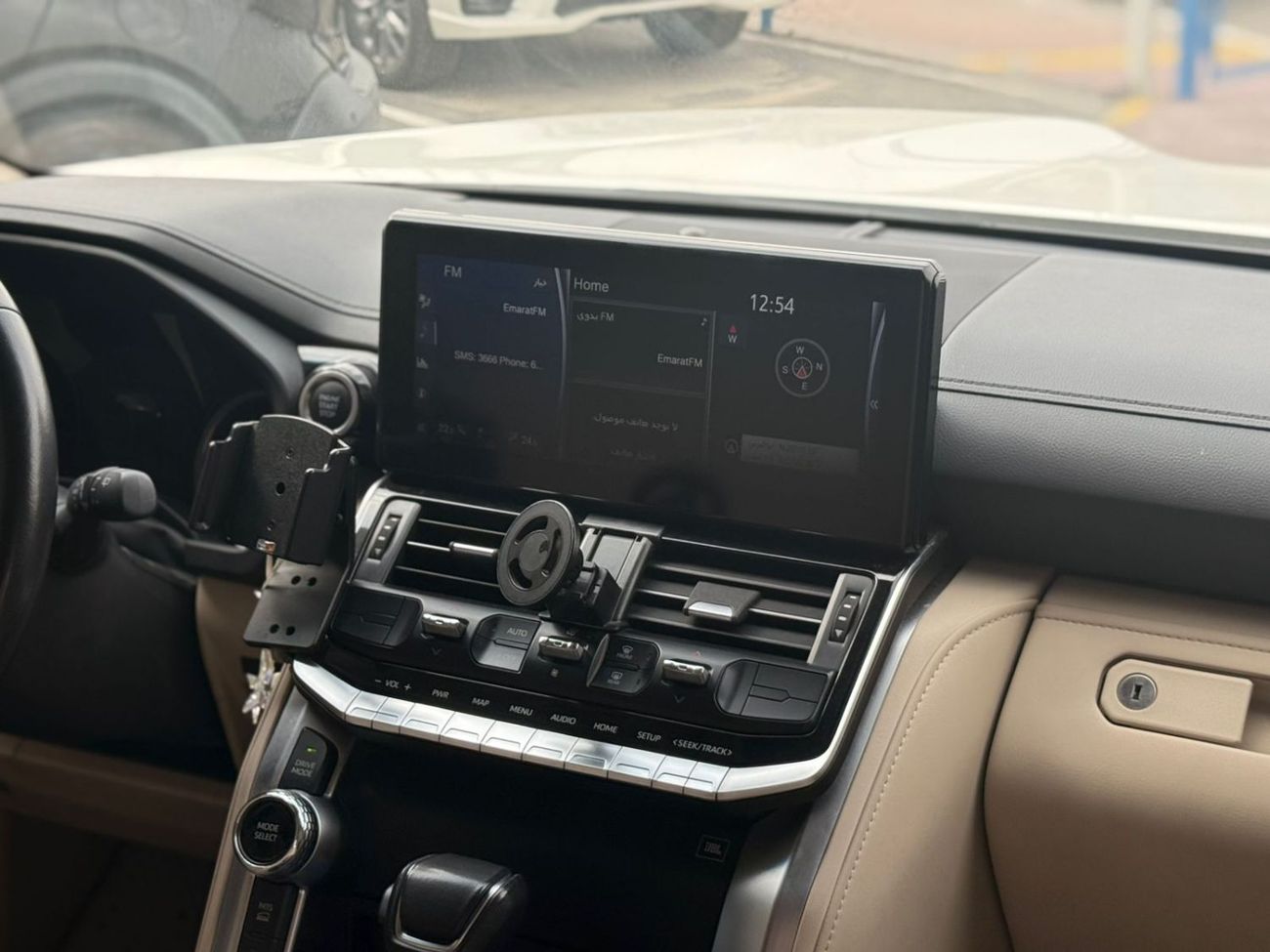 تويوتا لاند كروزر VXR 3.5L