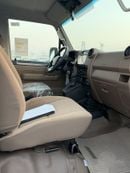 تويوتا لاند كروزر بيك آب Std 4.0L Single Cab Utility 4WD