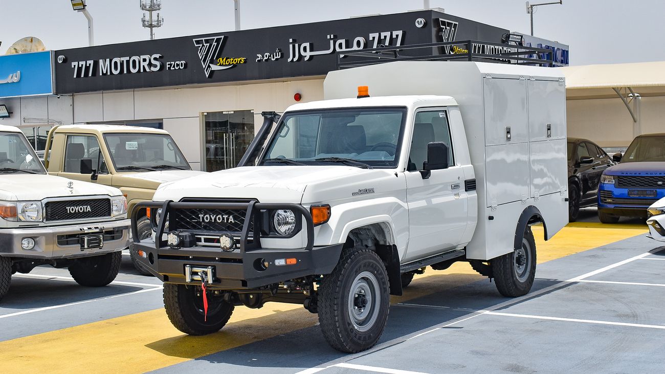 Toyota Land Cruiser Pick Up