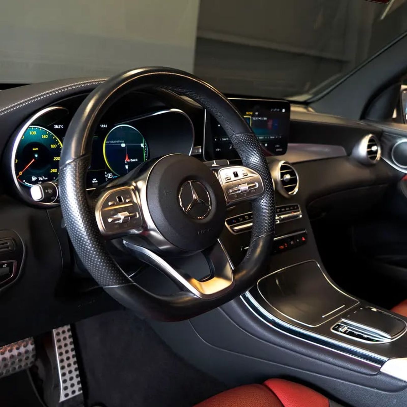 مرسيدس بنز GLC 200 Std 2.0L