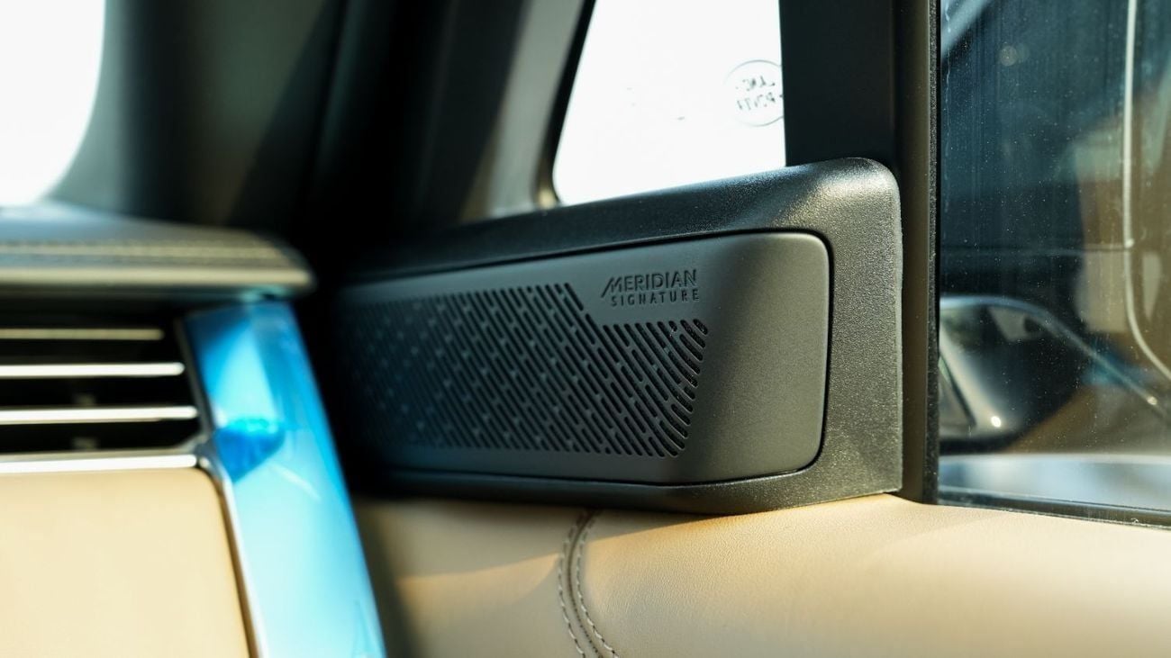 Land Rover Range Rover Autobiography P530 4.4L V8 2025 MY EXPORT PRICE