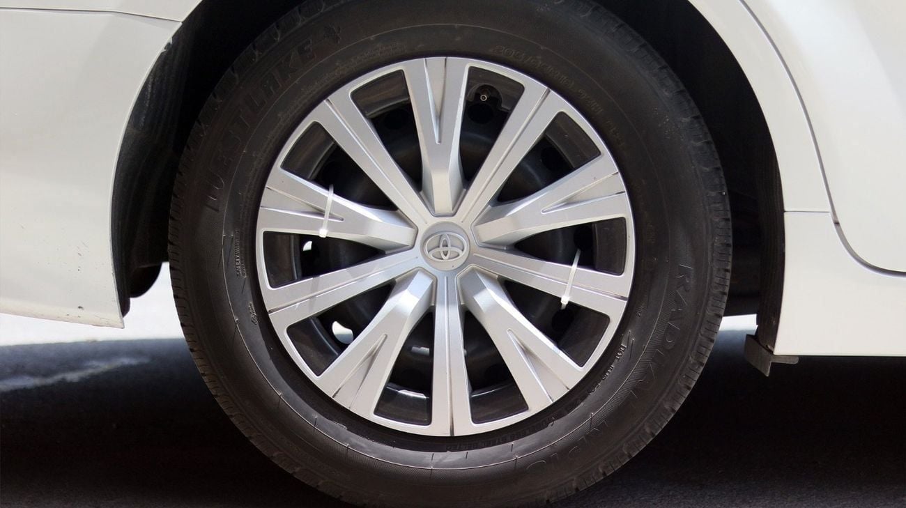 Toyota Camry S 2.5L (181 HP) | Agency Warranty | Full Service History | Zero Downpayment | Free Test Drive