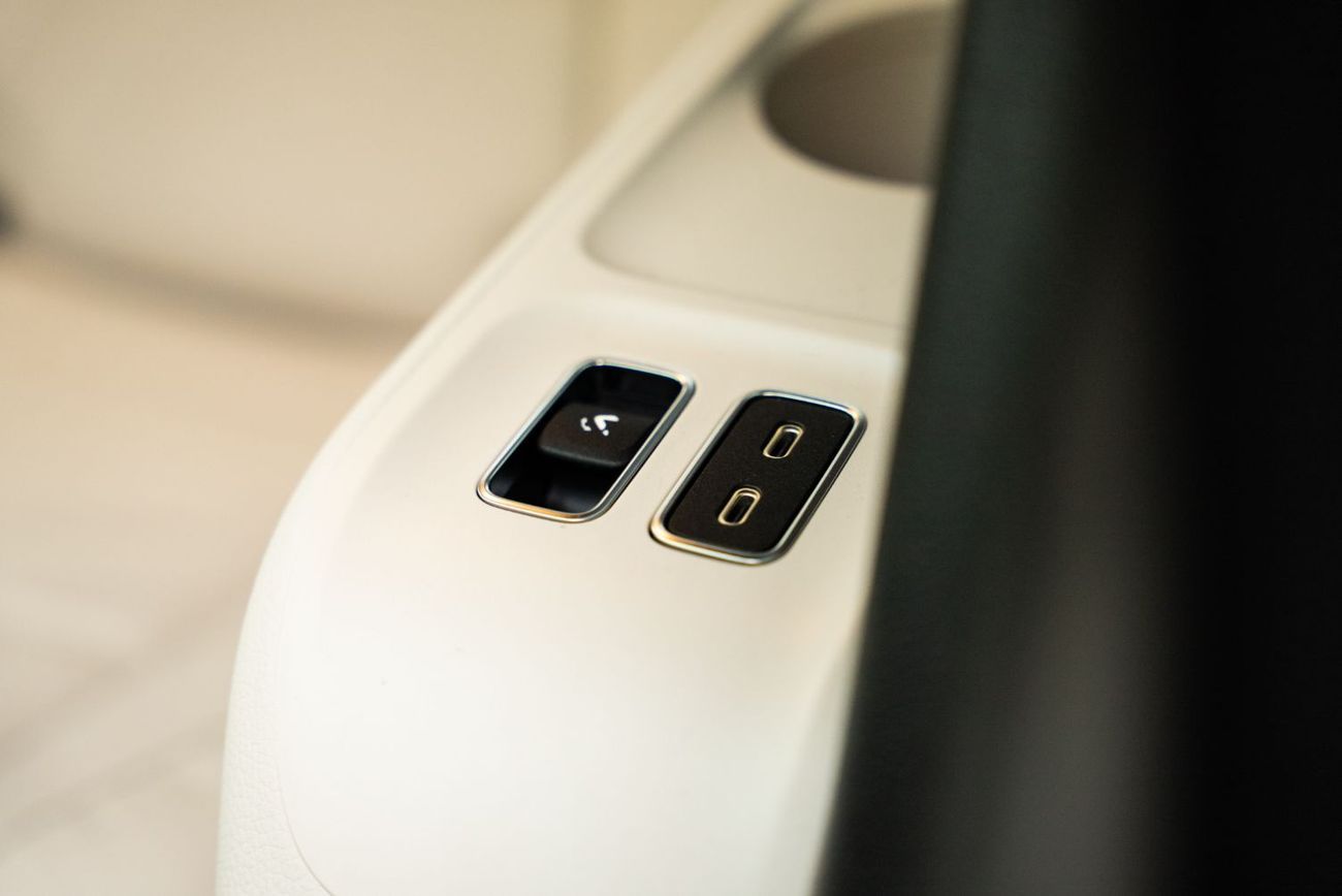 مرسيدس بنز GLS 450 4MATIC AMG 2024 Brand New European Specs 3.0L V6