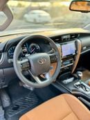 Toyota Fortuner Toyota Fortuner SR5 Plus 4.0L - Black - 0 KM - 2025