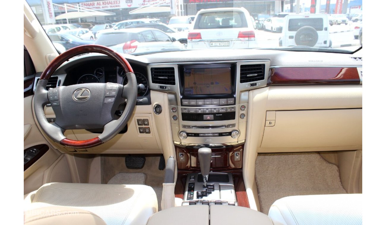 Lexus LX570 (2013) GCC