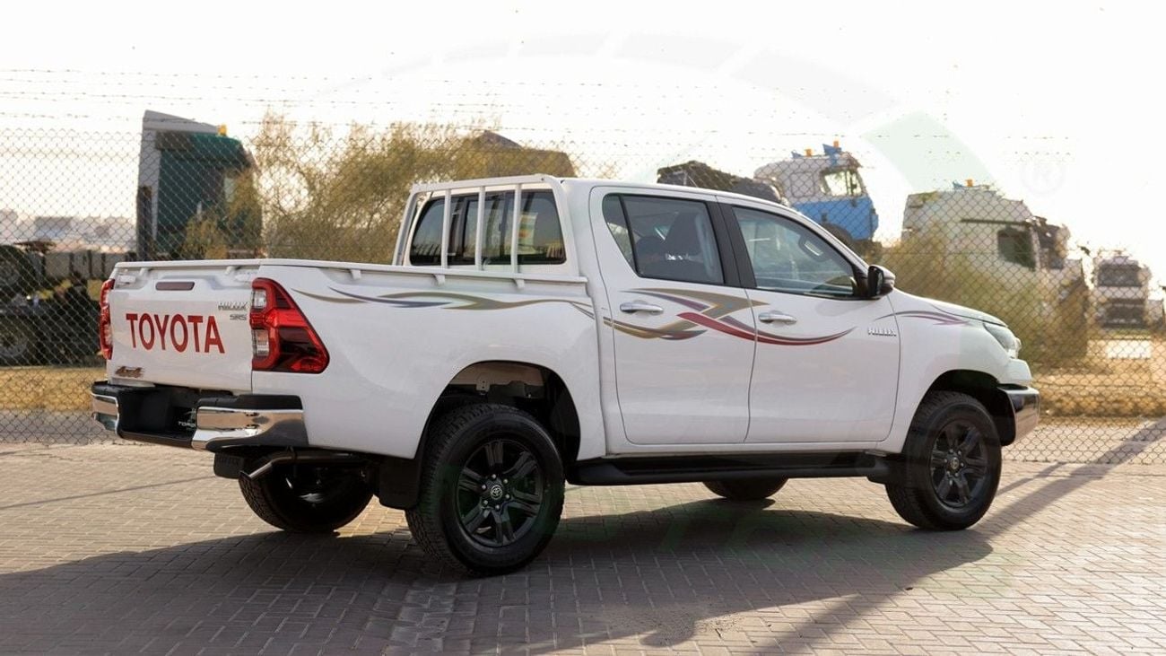 Toyota Hilux ( Only For Export ) 2026 Toyota Hilux SR5 Double Cabin 4x4 2.7L GCC BRAND NEW