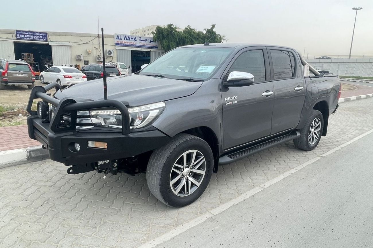 Toyota Hilux TOYOTA HILUX PICK UP SR5 YEAR 2017 (GREY ) 4WD AT DIESEL = RIGHT HAND