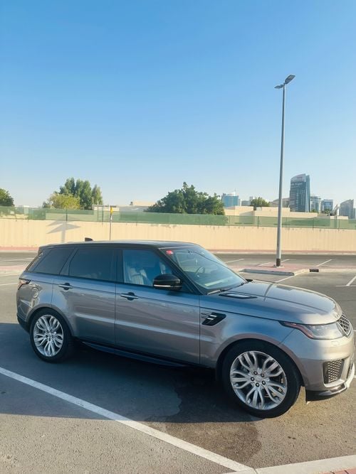 لاند روفر رينج روفر سبورت HSE Dynamic 5.0L (520 HP)