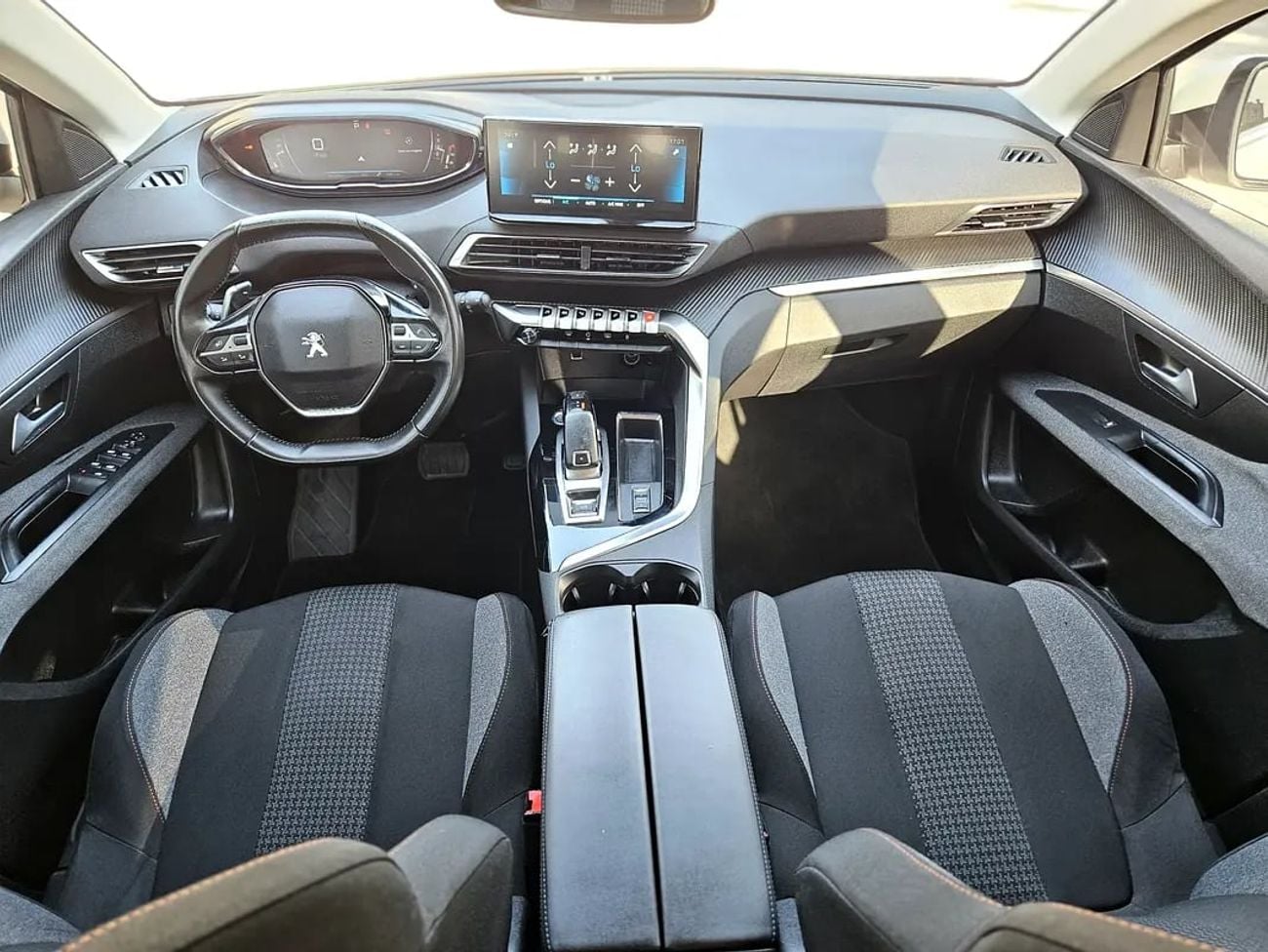 بيجو 3008 Active GCC Specs - Low Mileage Mid Sized Compact SUV