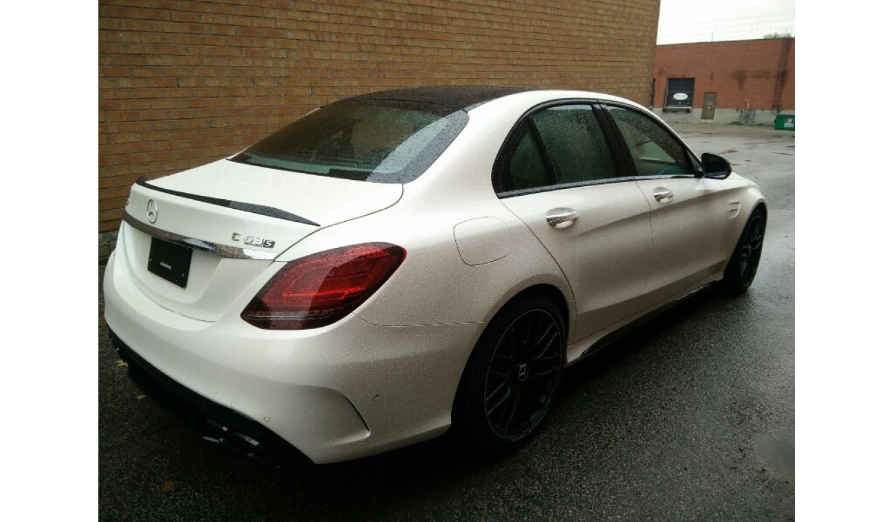 Mercedes-Benz C 63 AMG S BI-TURBO / NEW / WITH INTERNATIONAL MERCEDES DEALERSHIP WARRANTY.