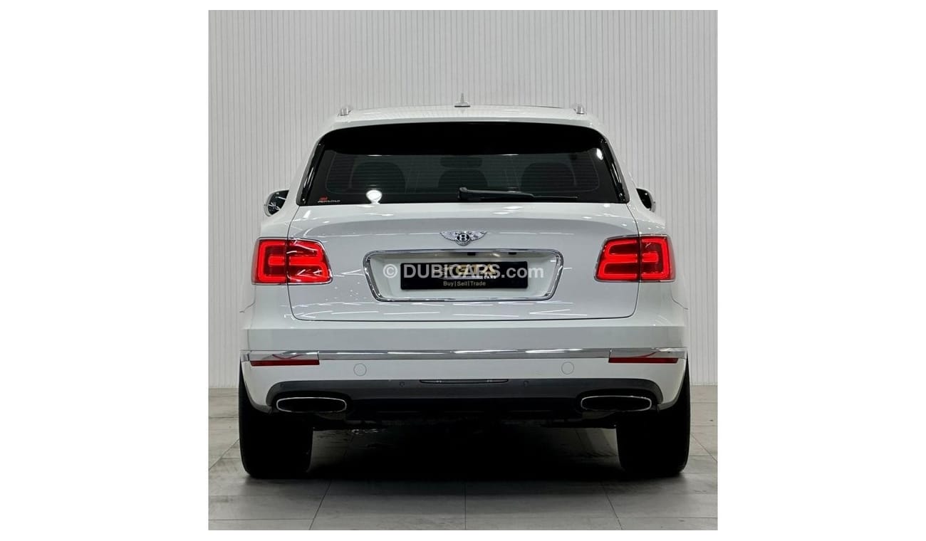 Bentley Bentayga 2019 Bentley Bentayga V8, March 2024 Bentley Warranty, Full Bentley Service History, GCC