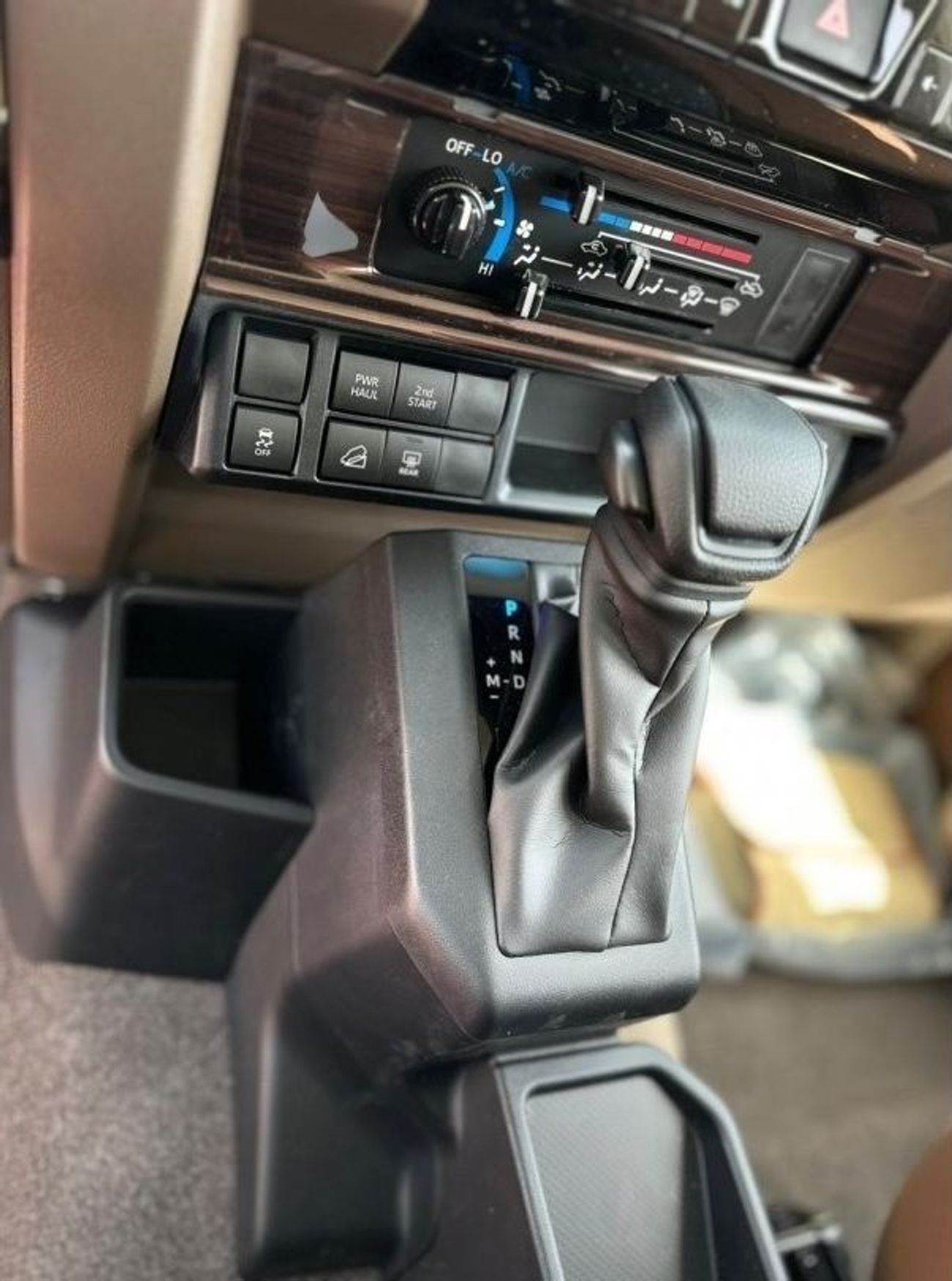 Toyota Land Cruiser 70 Toyota Land Cruiser 76 petrol 4.0L automatic model 2024