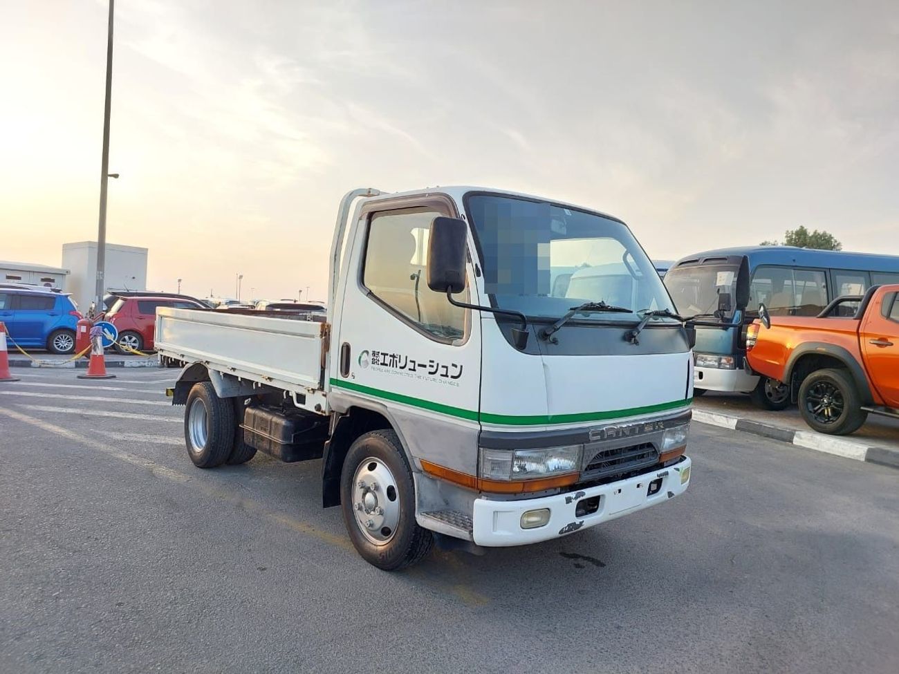Mitsubishi Fuso Canter MITSUBISHI CANTER TRUCK RHD 1997 MODEL 4.2 L DIESEL MANUAL(PM31319)