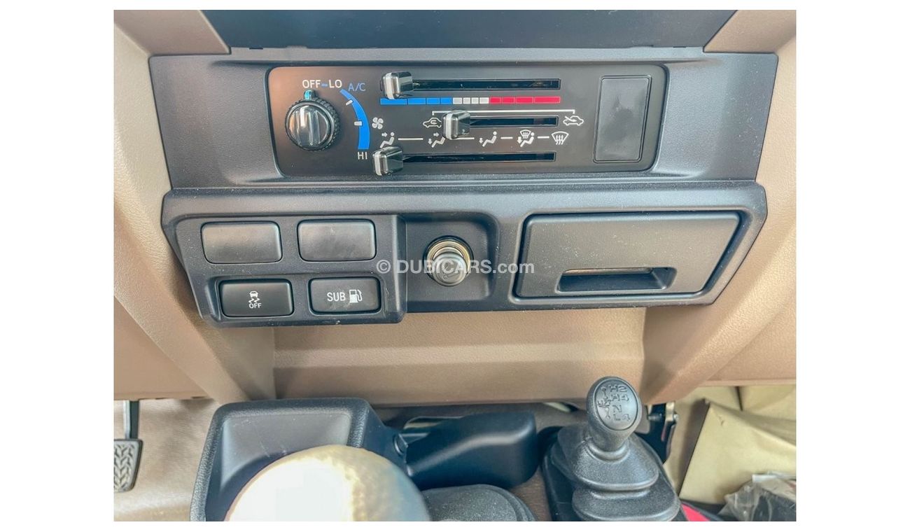 Toyota Land Cruiser Pick Up Toyota LC Pick Up Single Cabin 4.0L, Petrol, Year: 2023