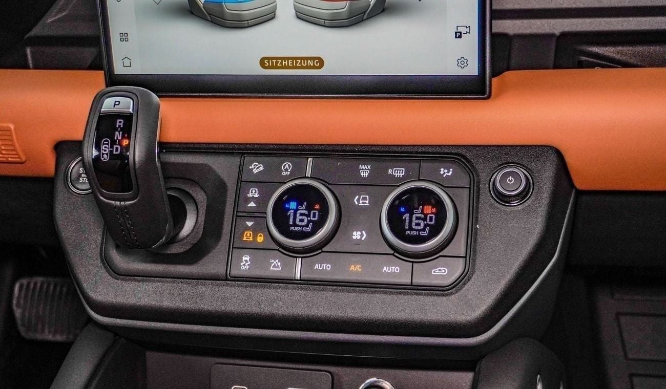 لاند روفر ديفندر | Black Pack Edition - 7seats - 2024 - 3 Years Warranty