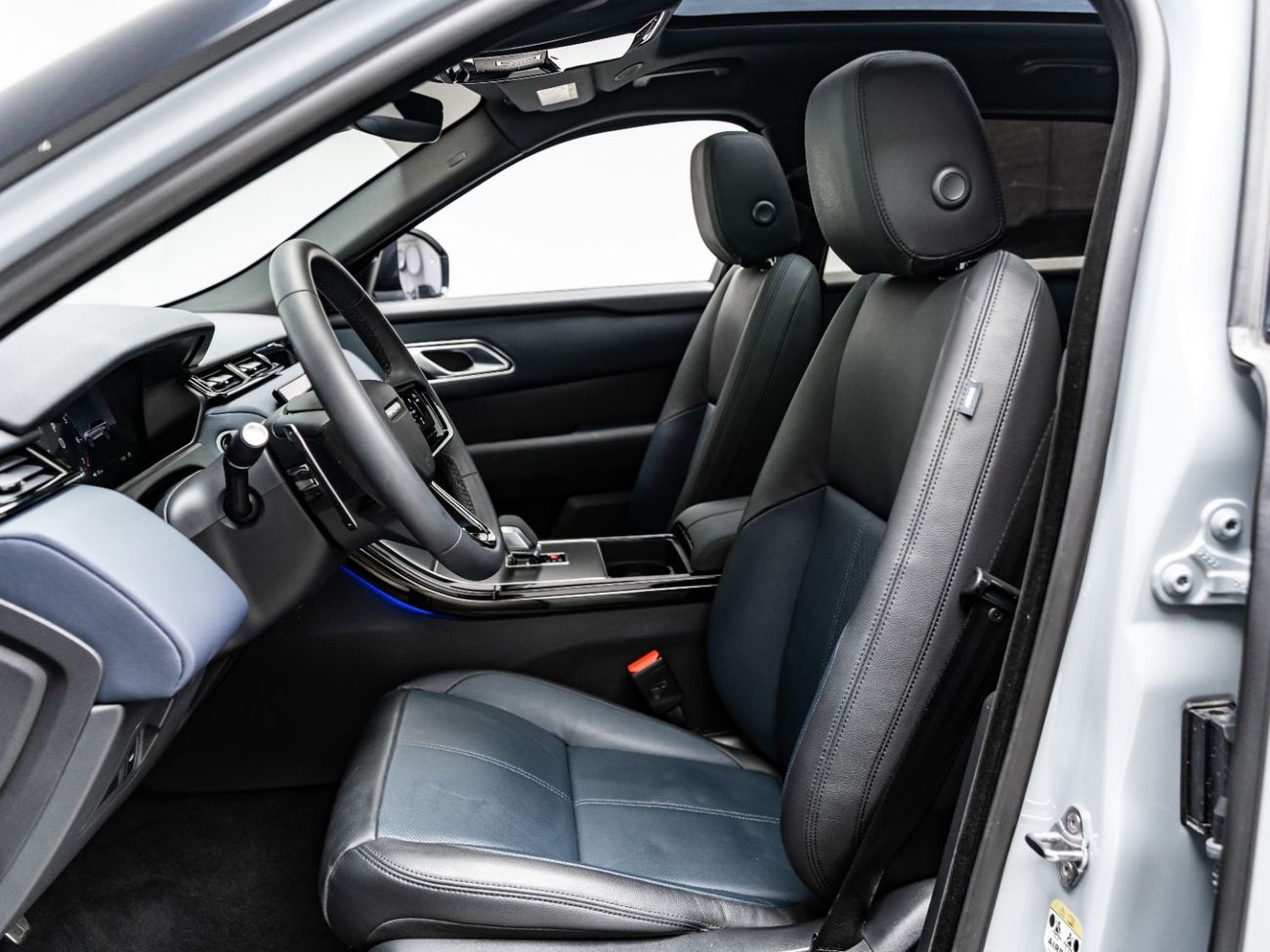 لاند روفر رينج روفر فيلار P250 R-Dynamic SE 2.0L