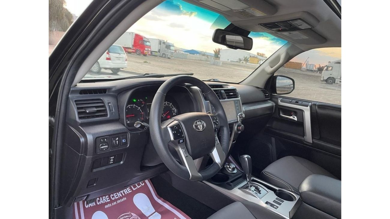 تويوتا Runner4 2021 SR5 PREMIUM SUNROOF 4x4 FULL OPTION US SPEC