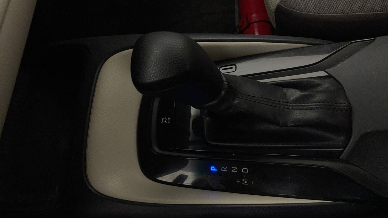 تويوتا كورولا XLI 1.6 | بدون دفعة مقدمة | اختبار القيادة في المنزل