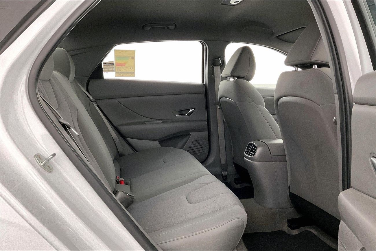 Hyundai Elantra Smart | 1 year free warranty | 1.99% financing rate | 7 day return policy