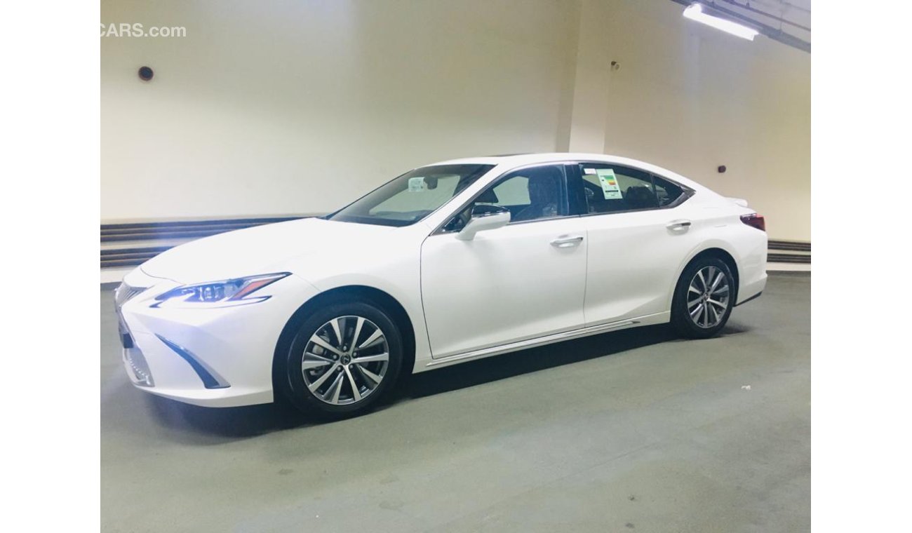 Lexus ES350 MY2021 REMOTE START ENGINE / SPOILER ( WARRANTY 4 YEARS / 100,000 K.M )