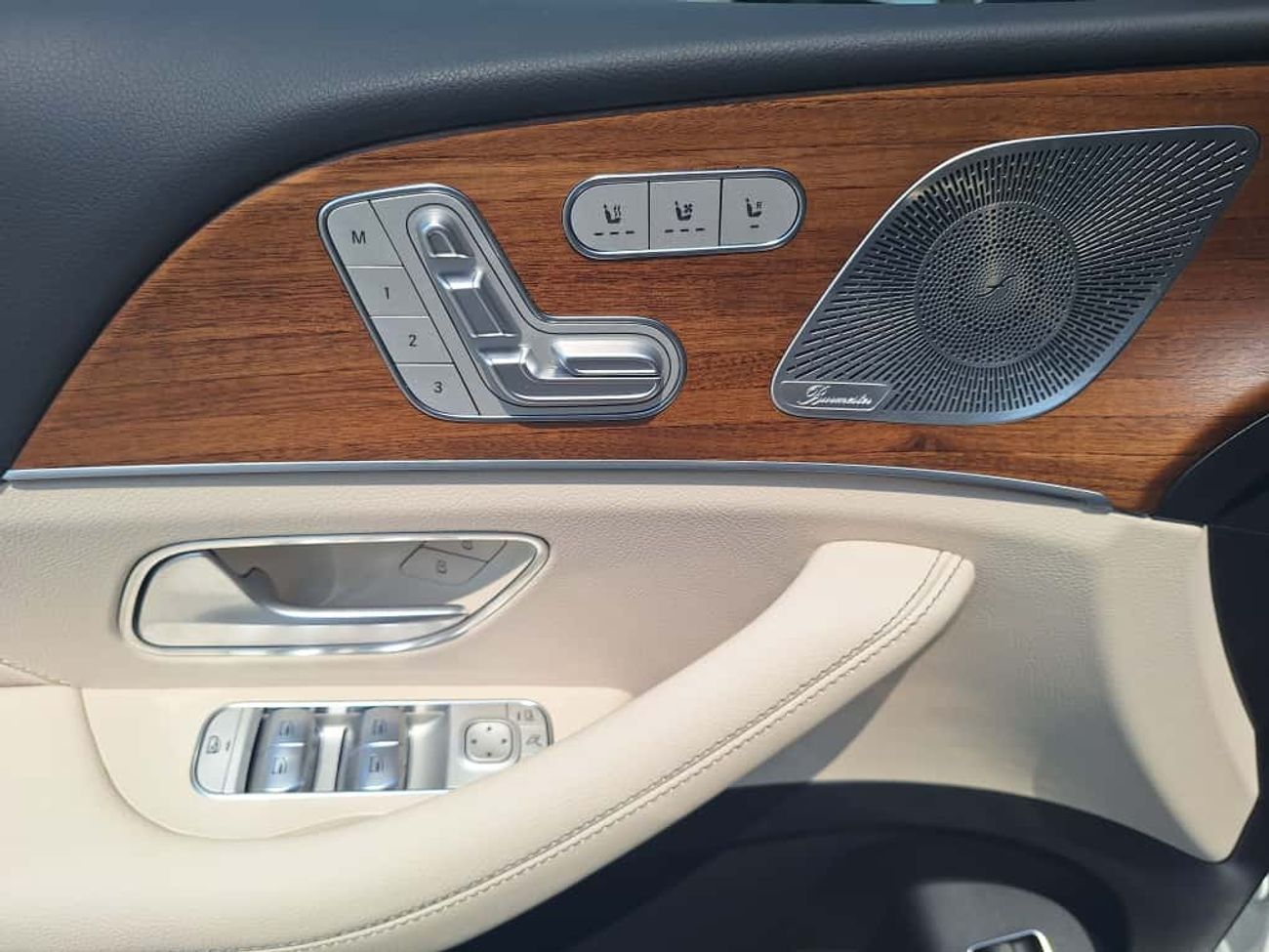 مرسيدس بنز GLS 450 4MATIC