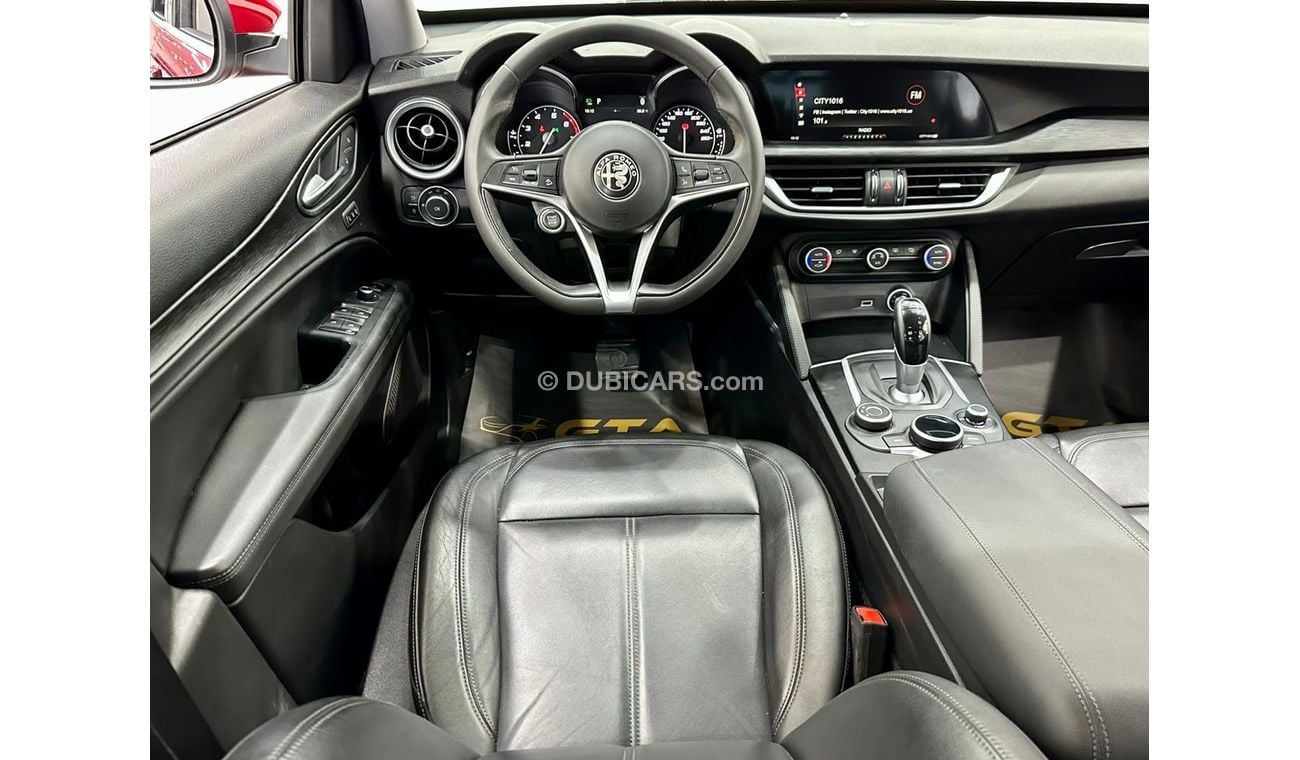 Alfa Romeo Stelvio 2018 Alfa Romeo Stelvio Q4, Alfa Romeo Warranty Service Contract June 2023, Alpha Romeo FSH, GCC