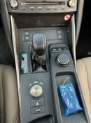 لكزس IS200t 2017 TURBO ENGINE 2.0T V4 NO ACCIDENT USA IMPORTED