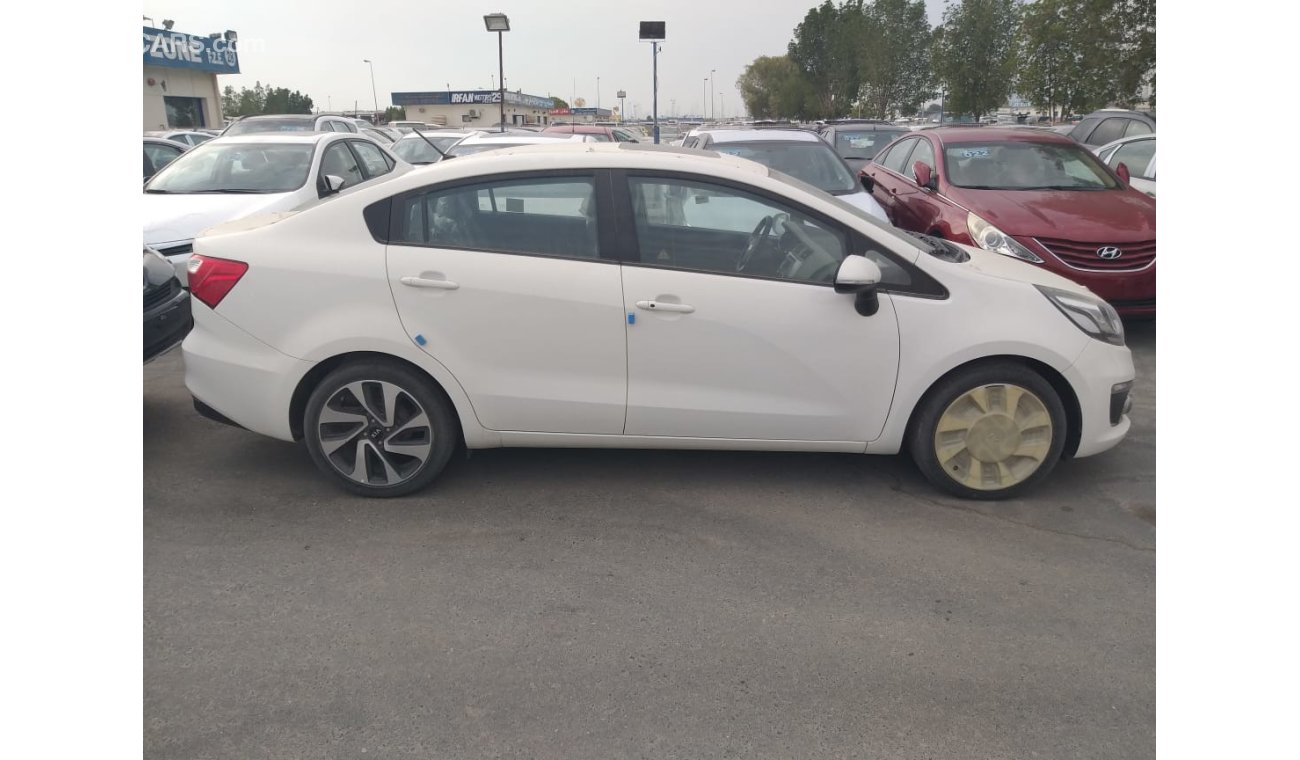 Kia Rio 1.4 with sun roof